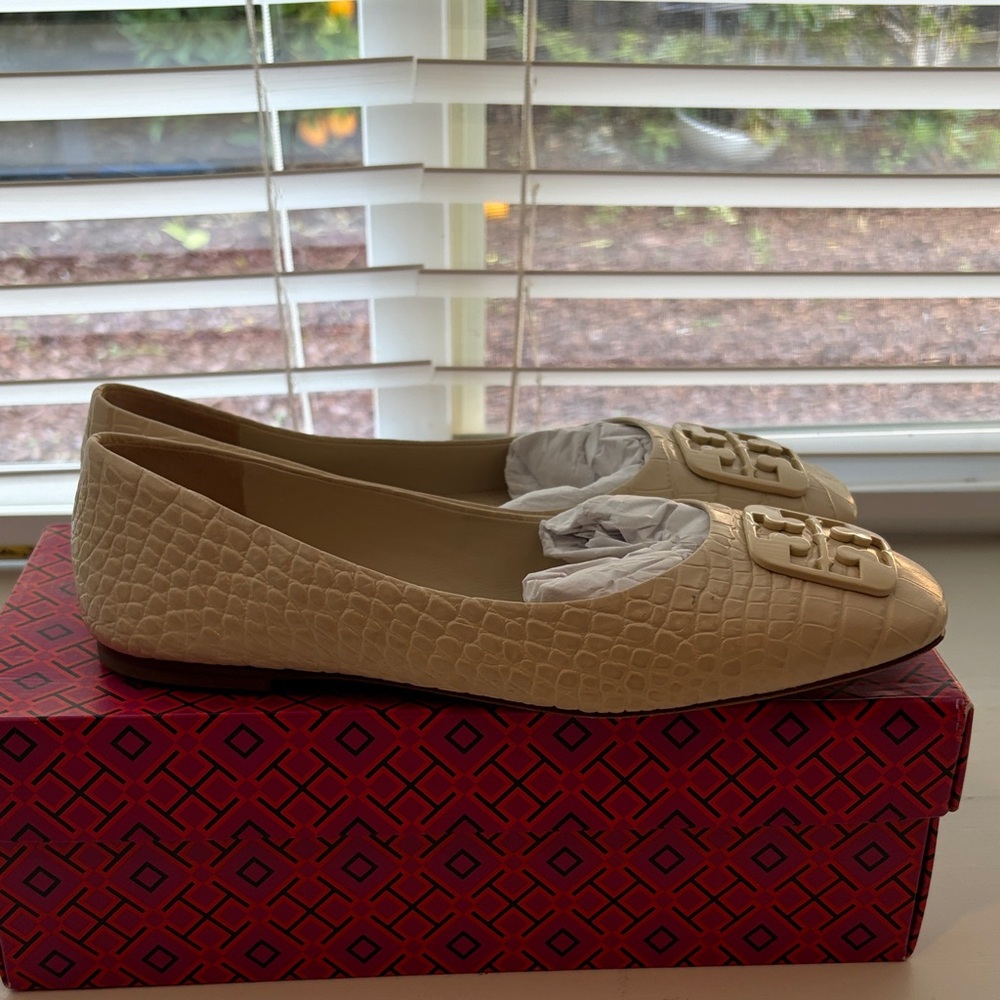 Tory Burch - Picture 4 of 6